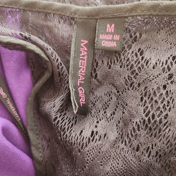 Material Girl purple racerback blouse with lace back size M - Picture 3 of 4